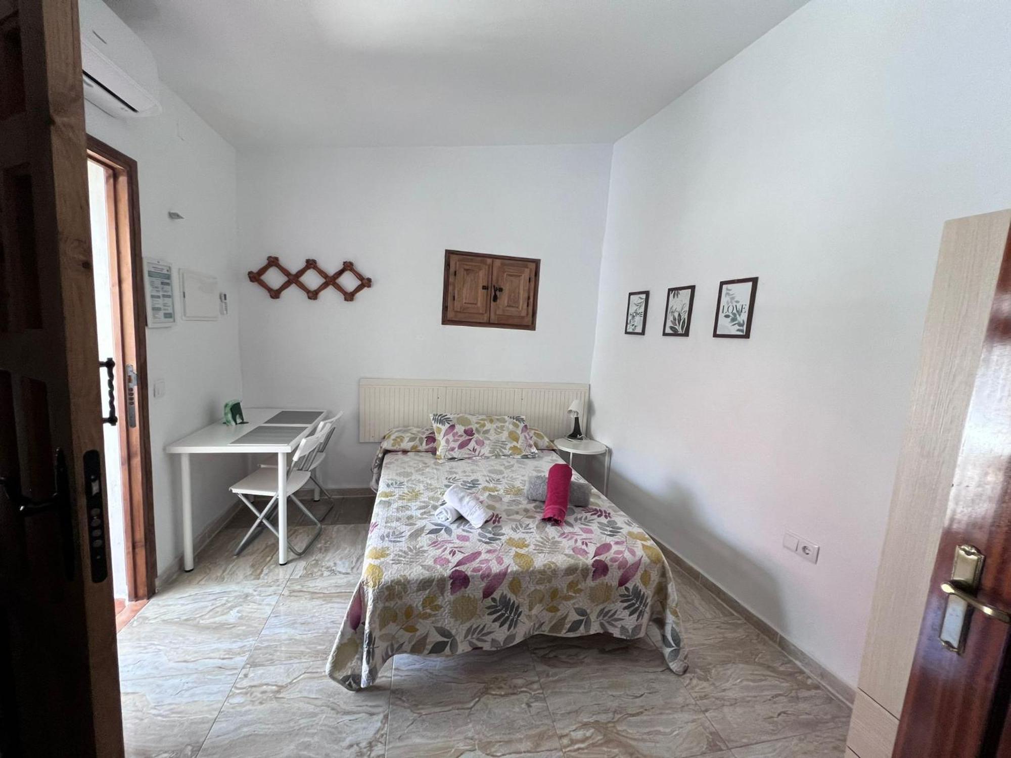 Apartamentos La Campana 5 Jerez de la Frontera Exterior foto
